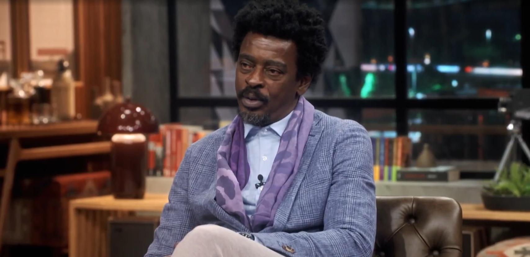 Seu Jorge sobre paternidade após os 50 anos: “Me ressignificou”