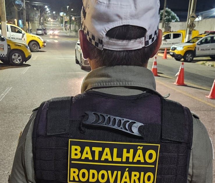 Homem embriagado é preso em Blitz da Operação Zero Álcool dirigindo ambulância em Natal